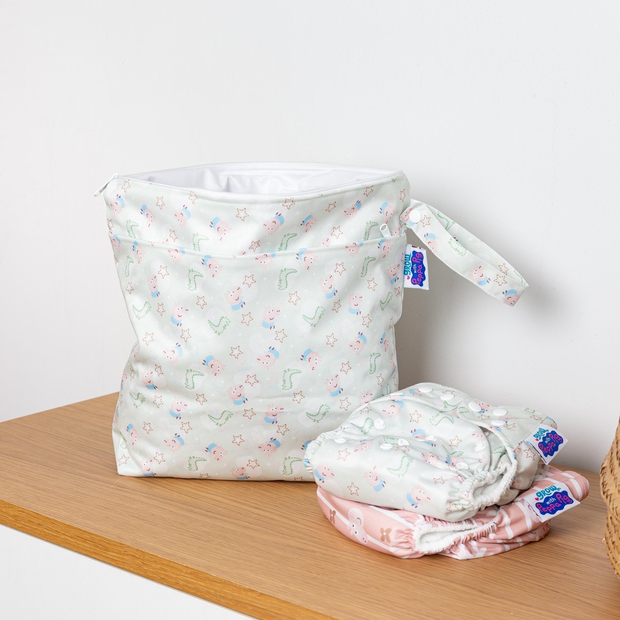 Peppa Pig Grab & Go Nappy Wet Bag - George Pig | Sage - Modern Cloth Nappies