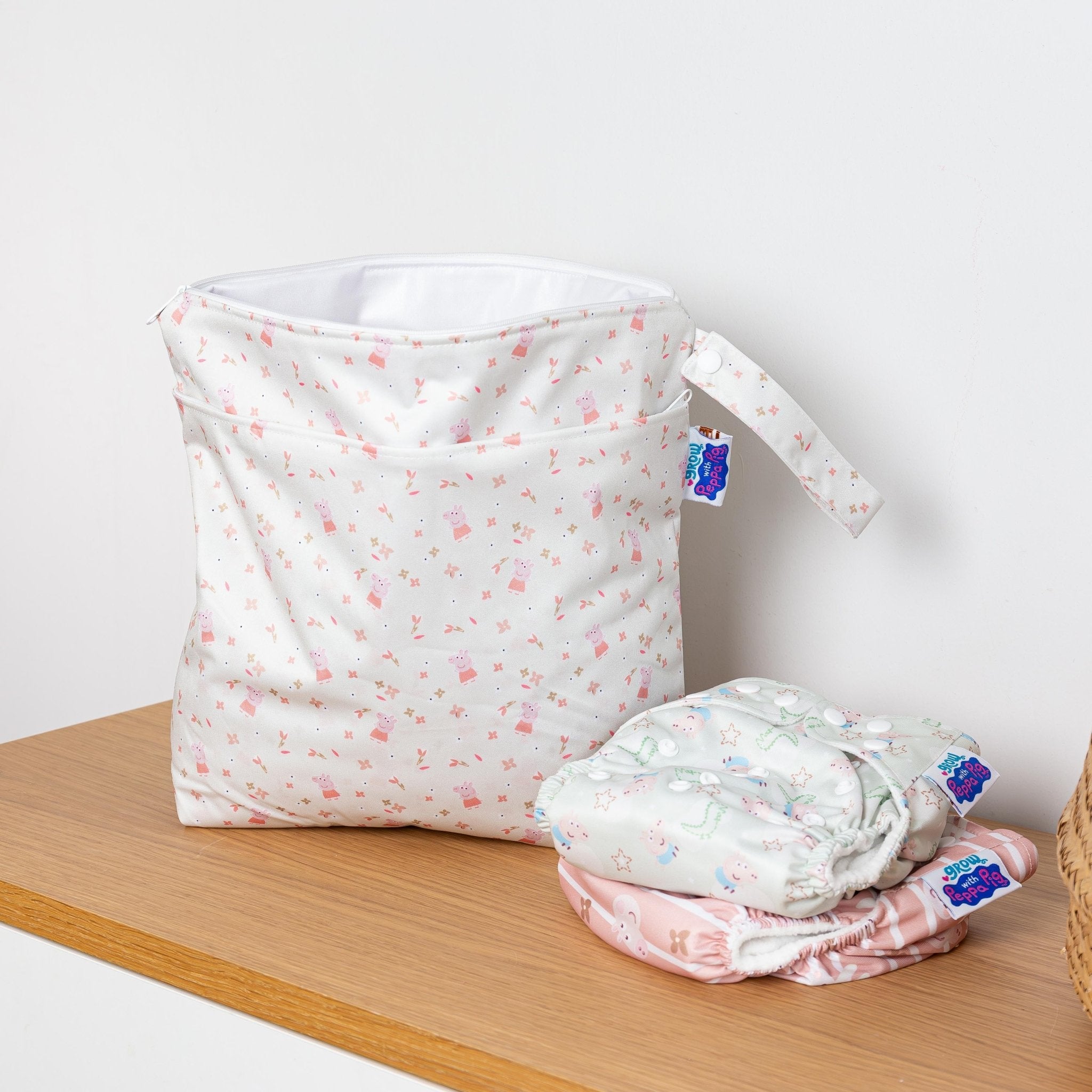 Peppa Pig Grab & Go Nappy Wet Bag - Peppa Floral - Modern Cloth Nappies