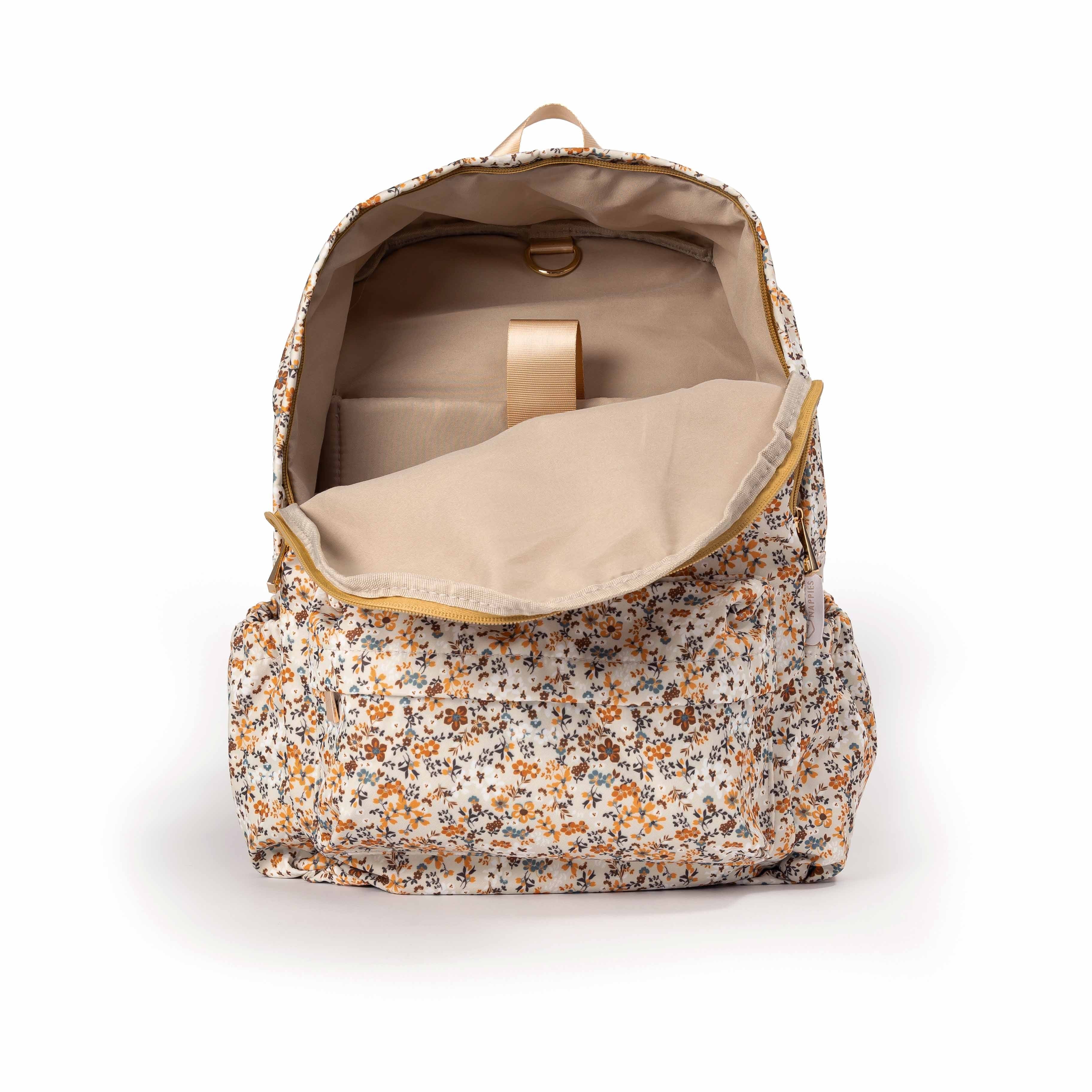 open zip of changing bag